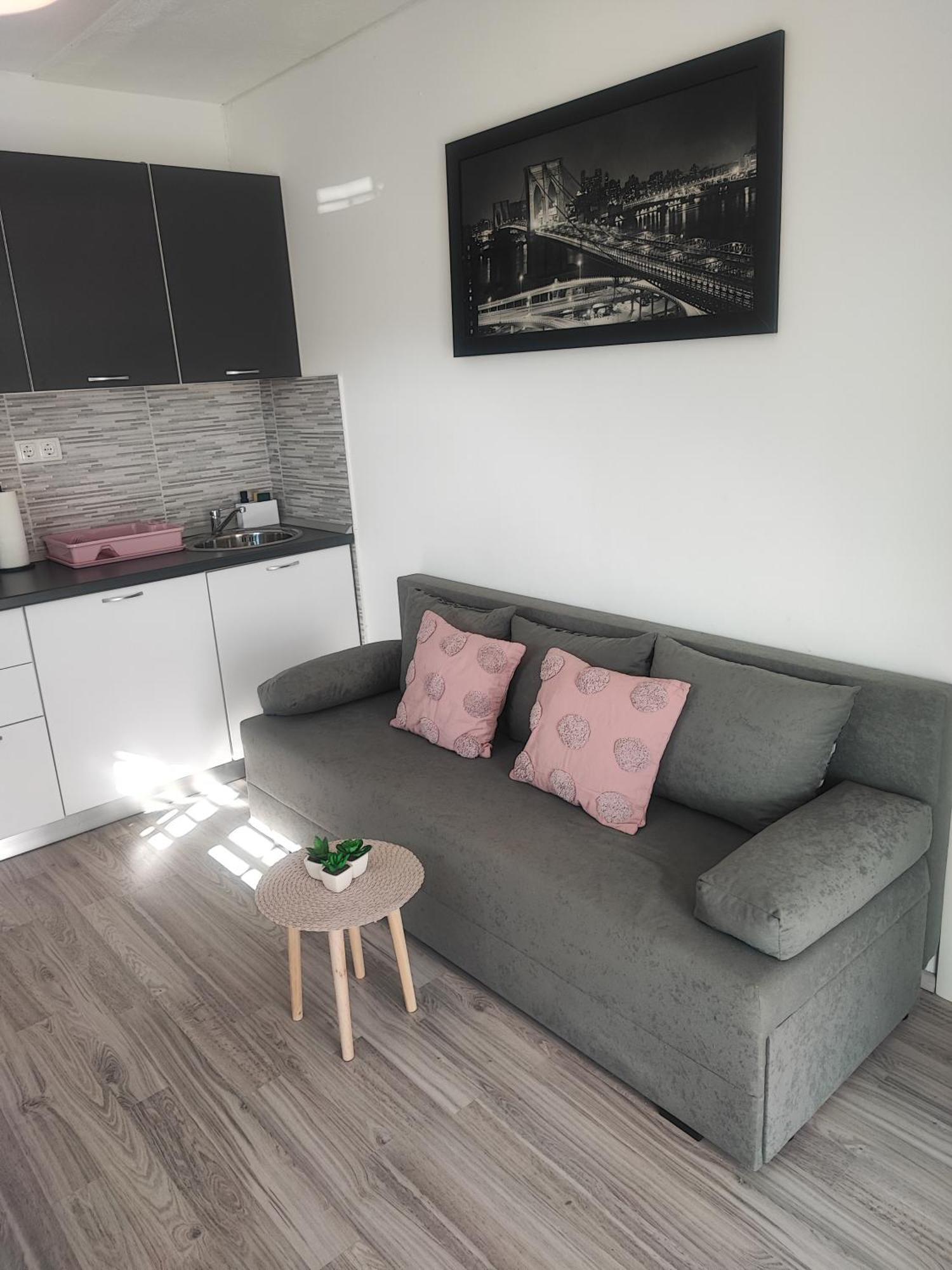 Apartment Mari Ostrvica Buitenkant foto